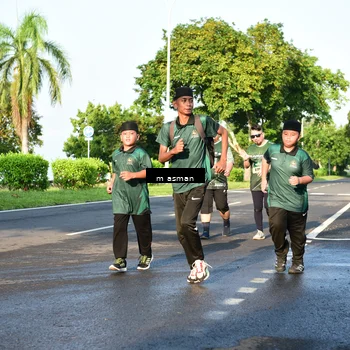 Runner Photo 6055538