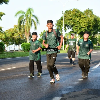 Runner Photo 6055546