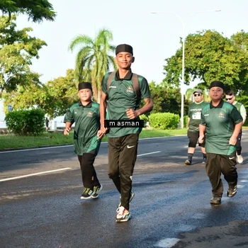 Runner Photo 6055551