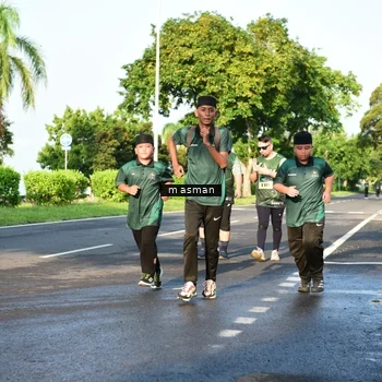 Runner Photo 6055557