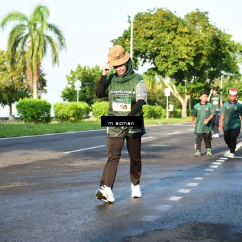 Runner Photo 6055594