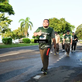 Runner Photo 6055609