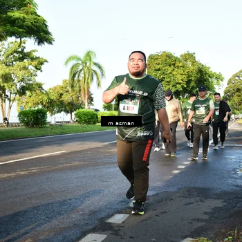 Runner Photo 6055611