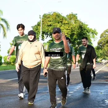 Runner Photo 6055625