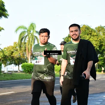 Runner Photo 6055643