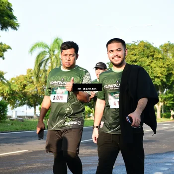 Runner Photo 6055644