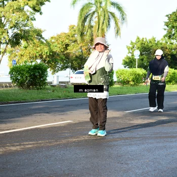 Runner Photo 6055658