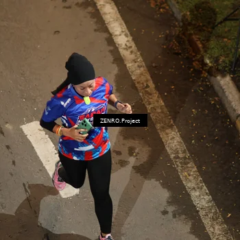 Runner Photo 6055660
