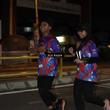 Runner Photo 6055664