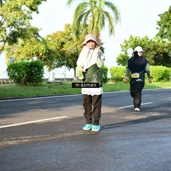 Runner Photo 6055669