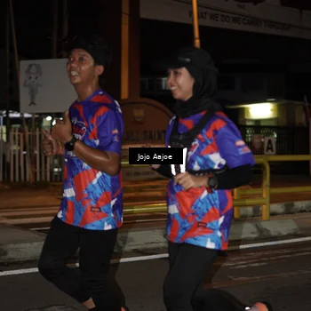 Runner Photo 6055693