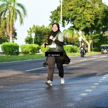 Runner Photo 6055700
