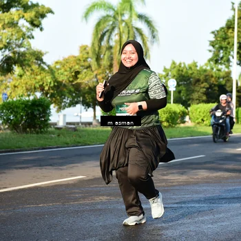 Runner Photo 6055713