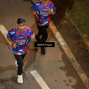 Runner Photo 6055742