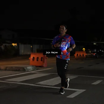 Runner Photo 6055757