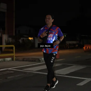 Runner Photo 6055763