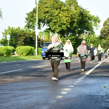 Runner Photo 6055776