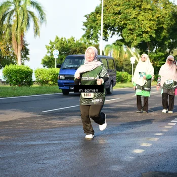 Runner Photo 6055781