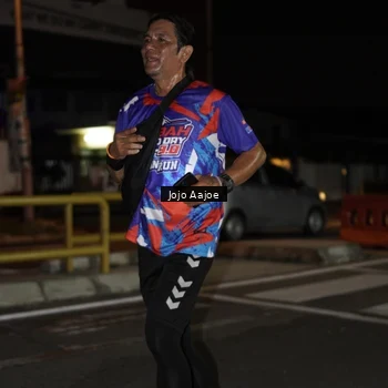 Runner Photo 6055792