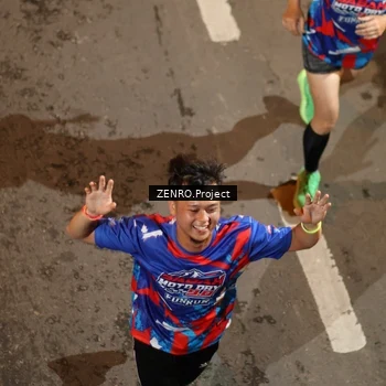 Runner Photo 6055796
