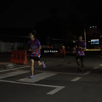 Runner Photo 6055815