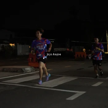 Runner Photo 6055818