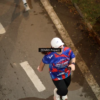 Runner Photo 6055858