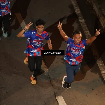 Runner Photo 6055932