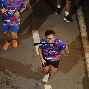Runner Photo 6055937