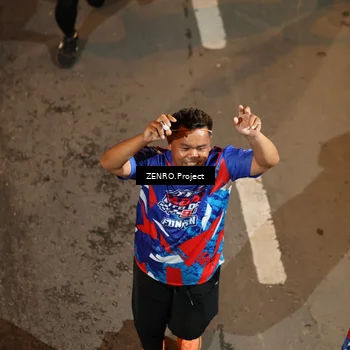 Runner Photo 6055945