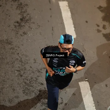 Runner Photo 6055964