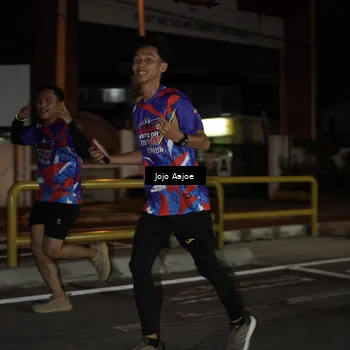 Runner Photo 6055973