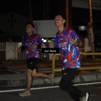 Runner Photo 6055983