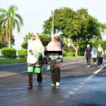 Runner Photo 6055999