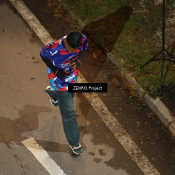 Runner Photo 6056009