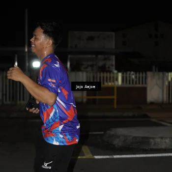 Runner Photo 6056011