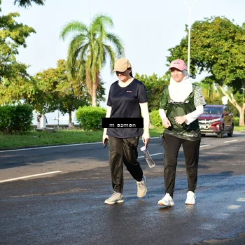 Runner Photo 6056028