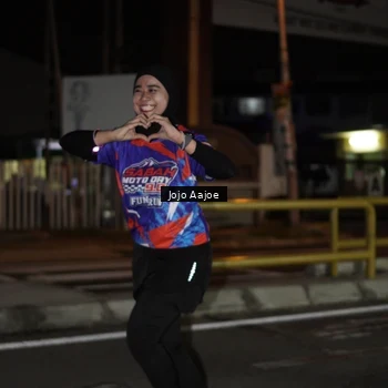Runner Photo 6056042