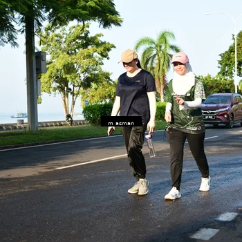 Runner Photo 6056051