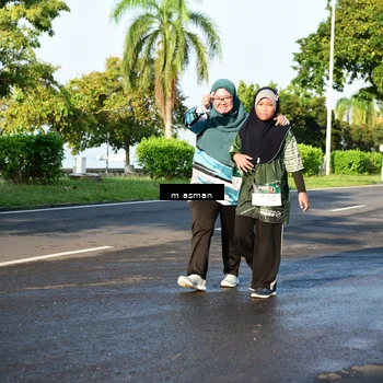 Runner Photo 6056070