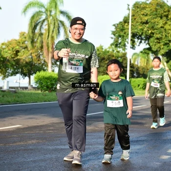 Runner Photo 6056085