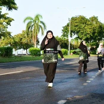 Runner Photo 6056100