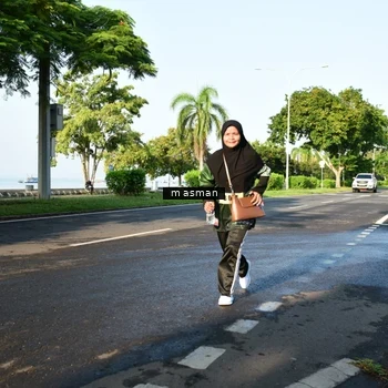 Runner Photo 6056132