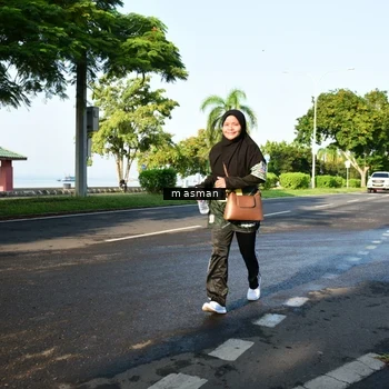 Runner Photo 6056134