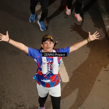Runner Photo 6056146