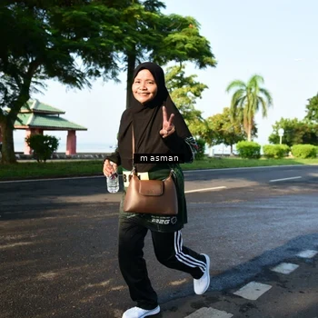 Runner Photo 6056148