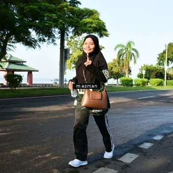 Runner Photo 6056149