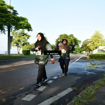 Runner Photo 6056176