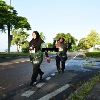 Runner Photo 6056181