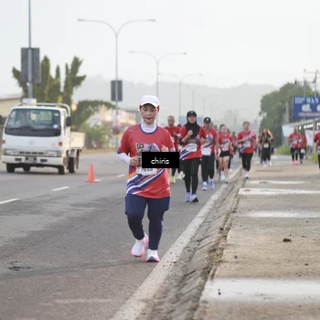 Runner Photo 6056208